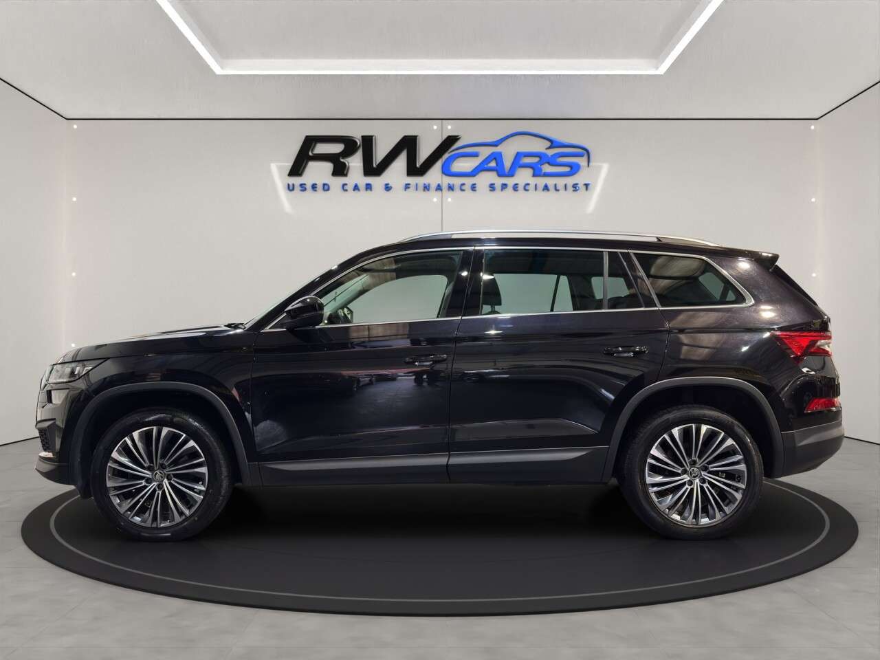 A 2023 SKODA KODIAQ 1.5 TSI ACT SE L Executive SUV 5dr Petrol DSG Euro 6 (s/s) (7 Seat) (150 ps A 2023 SKODA KODIAQ 1.5 TSI ACT SE L Executive SUV 5dr Petrol DSG Euro 6 (s/s) (7 Seat) (150 ps