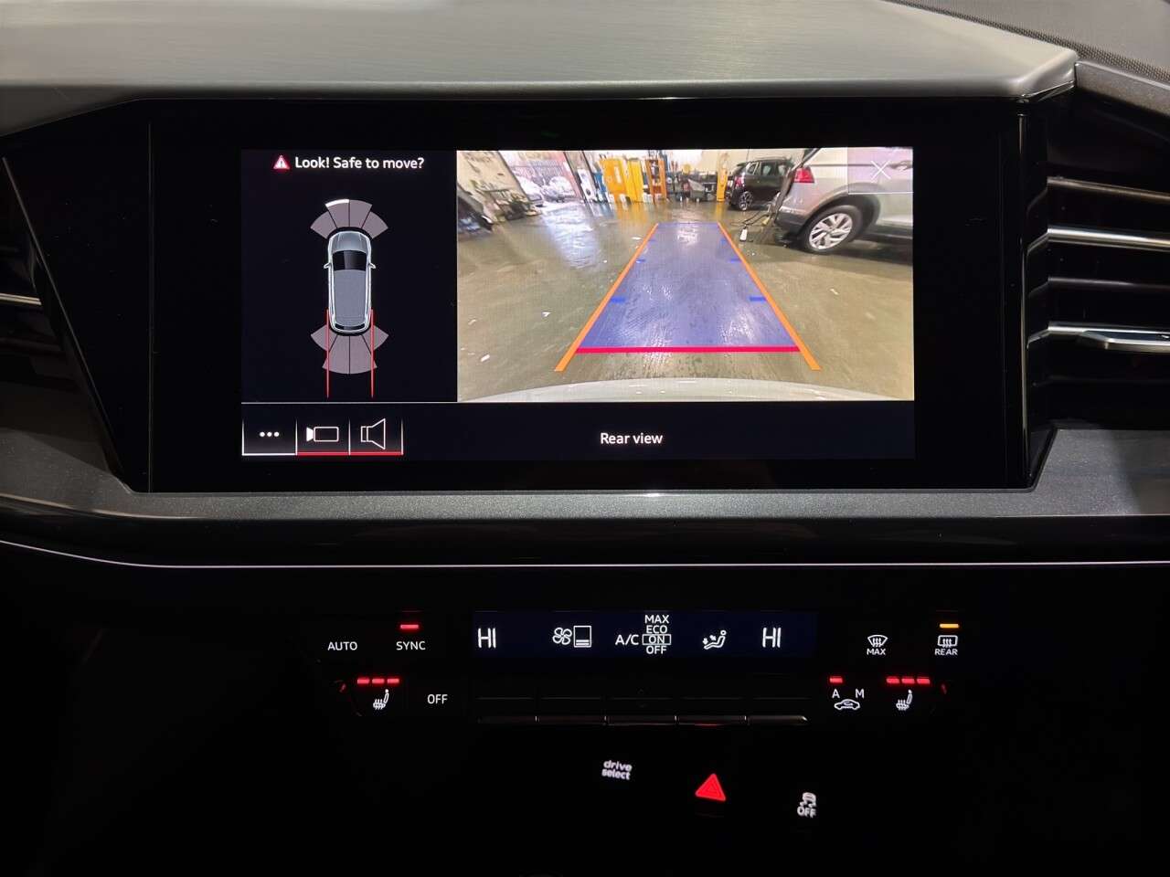 2021 AUDI Q4 E-TRON 2021 AUDI Q4 E-TRON