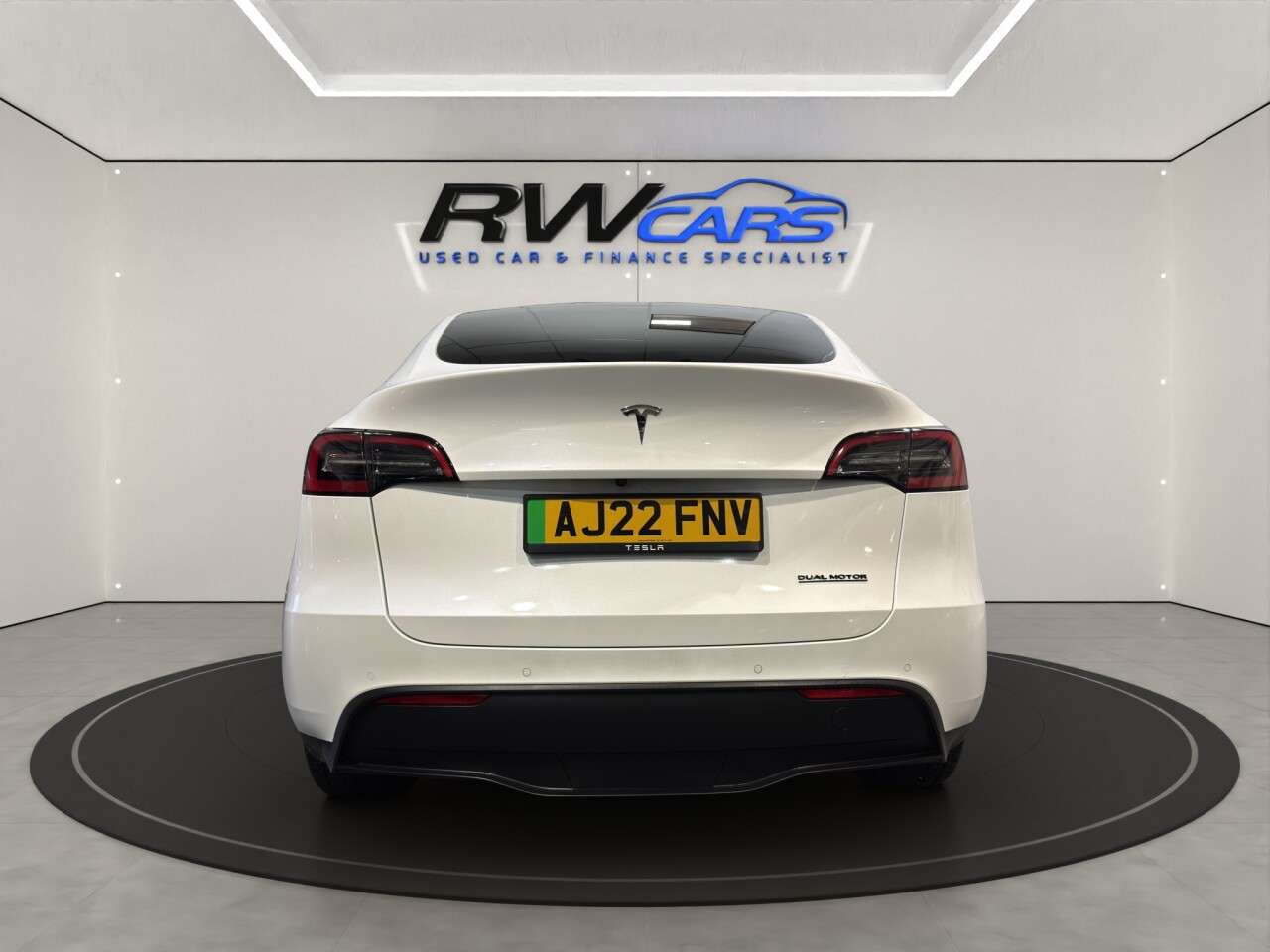 A 2022 TESLA MODEL Y (Dual Motor) Long Range SUV 5dr Electric Auto 4WDE (384 bhp) A 2022 TESLA MODEL Y (Dual Motor) Long Range SUV 5dr Electric Auto 4WDE (384 bhp)