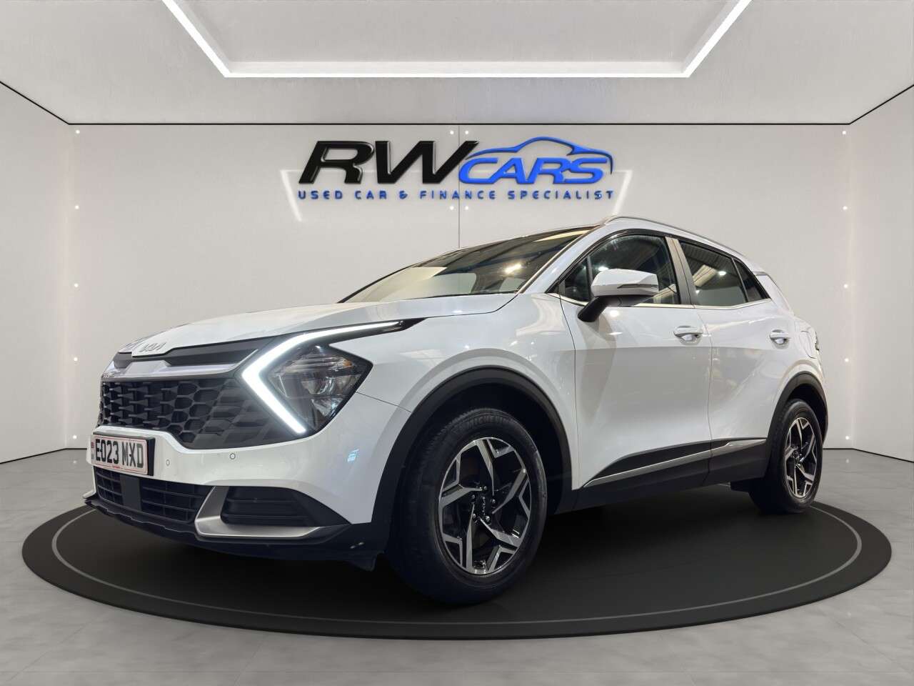 A 2023 KIA SPORTAGE 1.6 T-GDi 2 SUV 5dr Petrol Manual Euro 6 (s/s) (148 bhp) A 2023 KIA SPORTAGE 1.6 T-GDi 2 SUV 5dr Petrol Manual Euro 6 (s/s) (148 bhp)