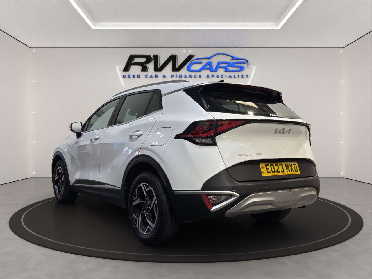 A 2023 KIA SPORTAGE 1.6 T-GDi 2 SUV 5dr Petrol Manual Euro 6 (s/s) (148 bhp) A 2023 KIA SPORTAGE 1.6 T-GDi 2 SUV 5dr Petrol Manual Euro 6 (s/s) (148 bhp)