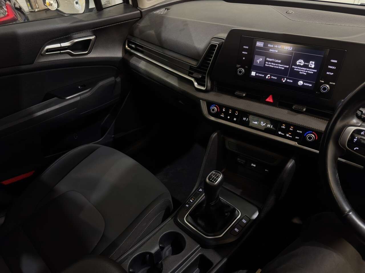 2023 KIA SPORTAGE 2023 KIA SPORTAGE
