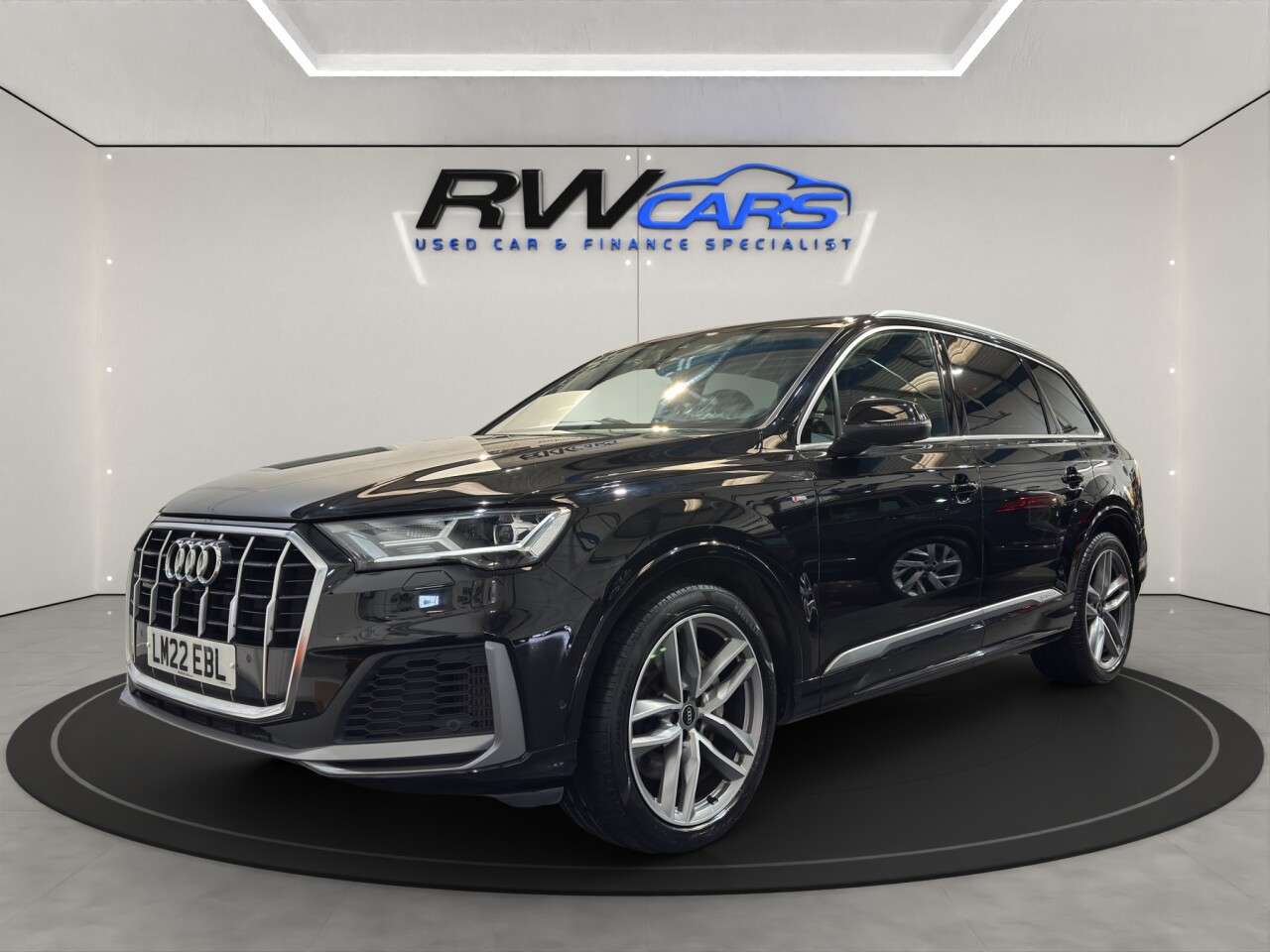 A 2022 AUDI Q7 3.0 TFSI V6 55 S line SUV 5dr Petrol Tiptronic quattro Euro 6 (s/s) (340 ps A 2022 AUDI Q7 3.0 TFSI V6 55 S line SUV 5dr Petrol Tiptronic quattro Euro 6 (s/s) (340 ps