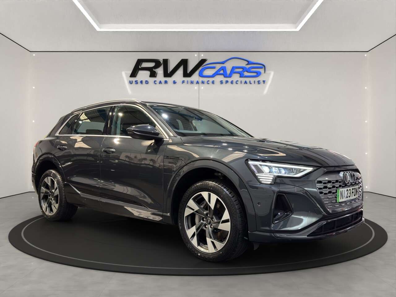 2023 AUDI Q8 E-TRON 2023 AUDI Q8 E-TRON