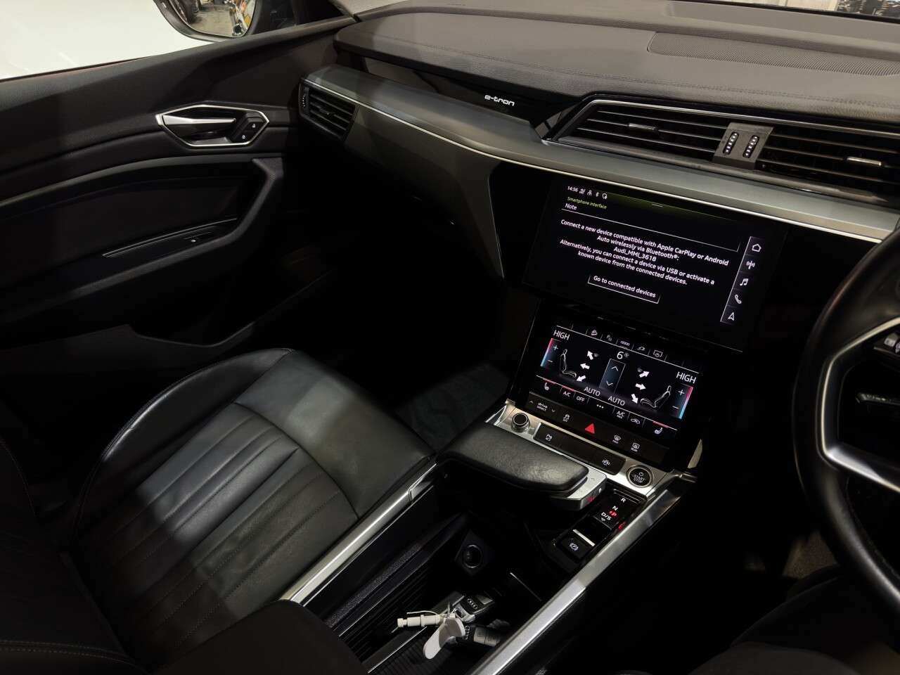 2023 AUDI Q8 E-TRON 2023 AUDI Q8 E-TRON