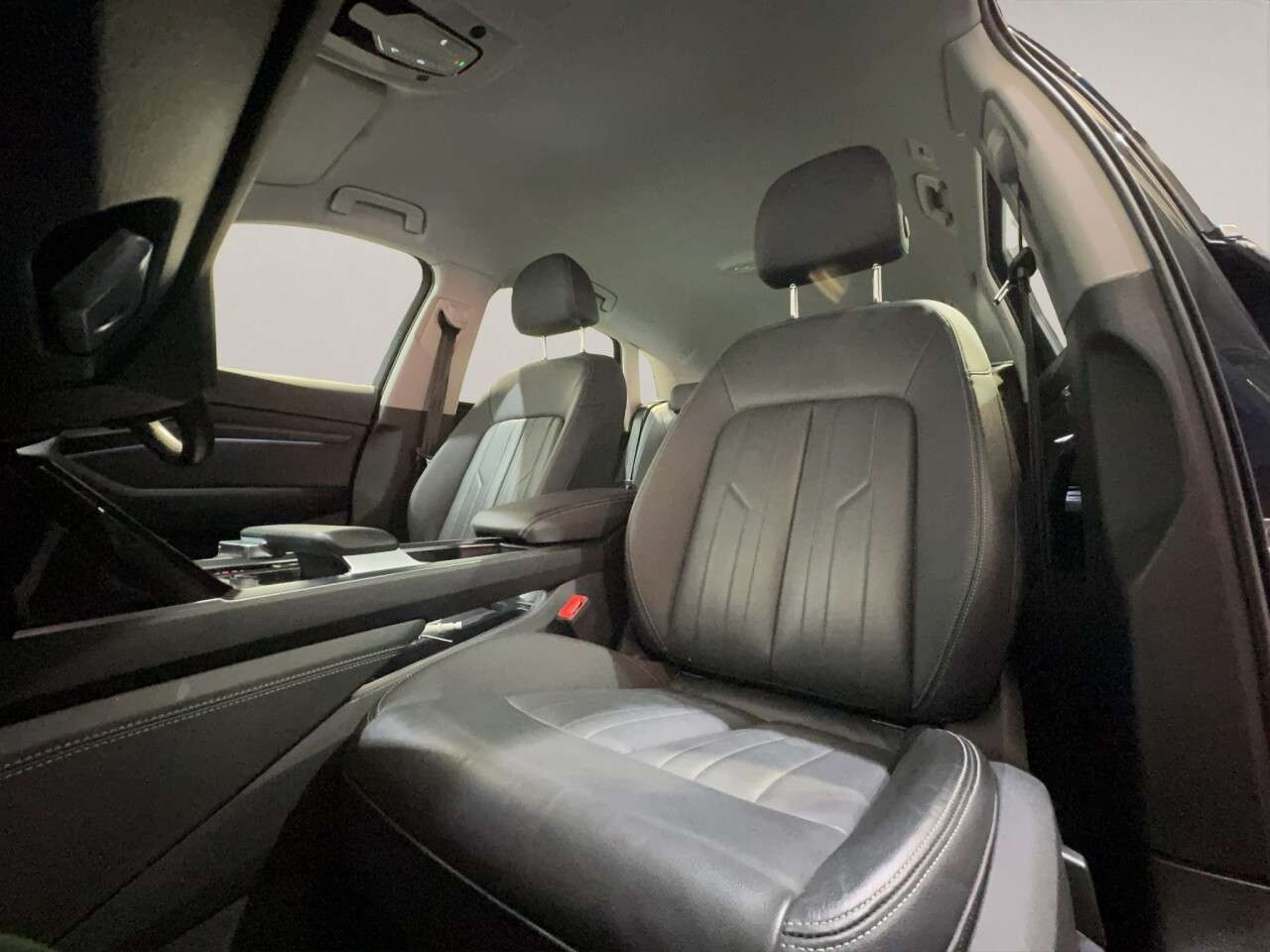 2023 AUDI Q8 E-TRON 2023 AUDI Q8 E-TRON