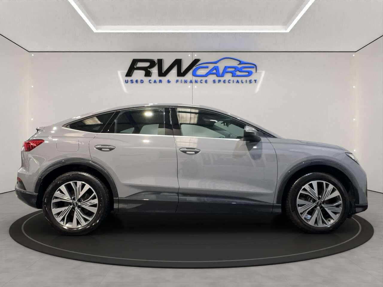 2022 AUDI Q4 E-TRON 2022 AUDI Q4 E-TRON