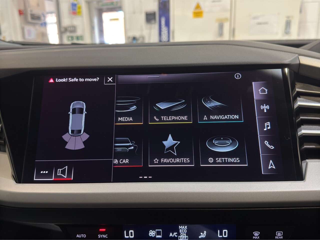 2022 AUDI Q4 E-TRON 2022 AUDI Q4 E-TRON