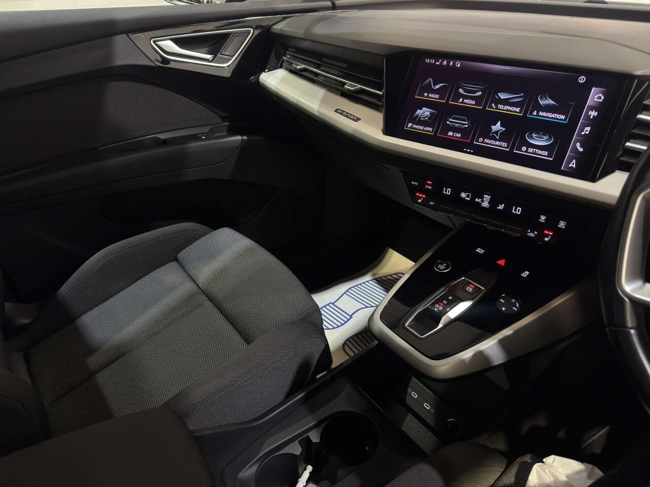 2022 AUDI Q4 E-TRON 2022 AUDI Q4 E-TRON