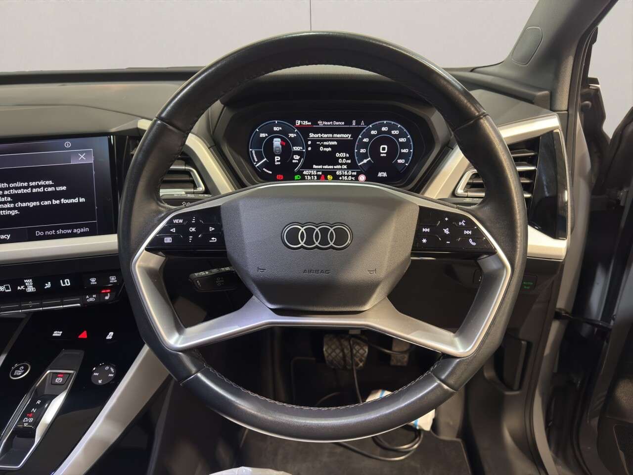 2022 AUDI Q4 E-TRON 2022 AUDI Q4 E-TRON
