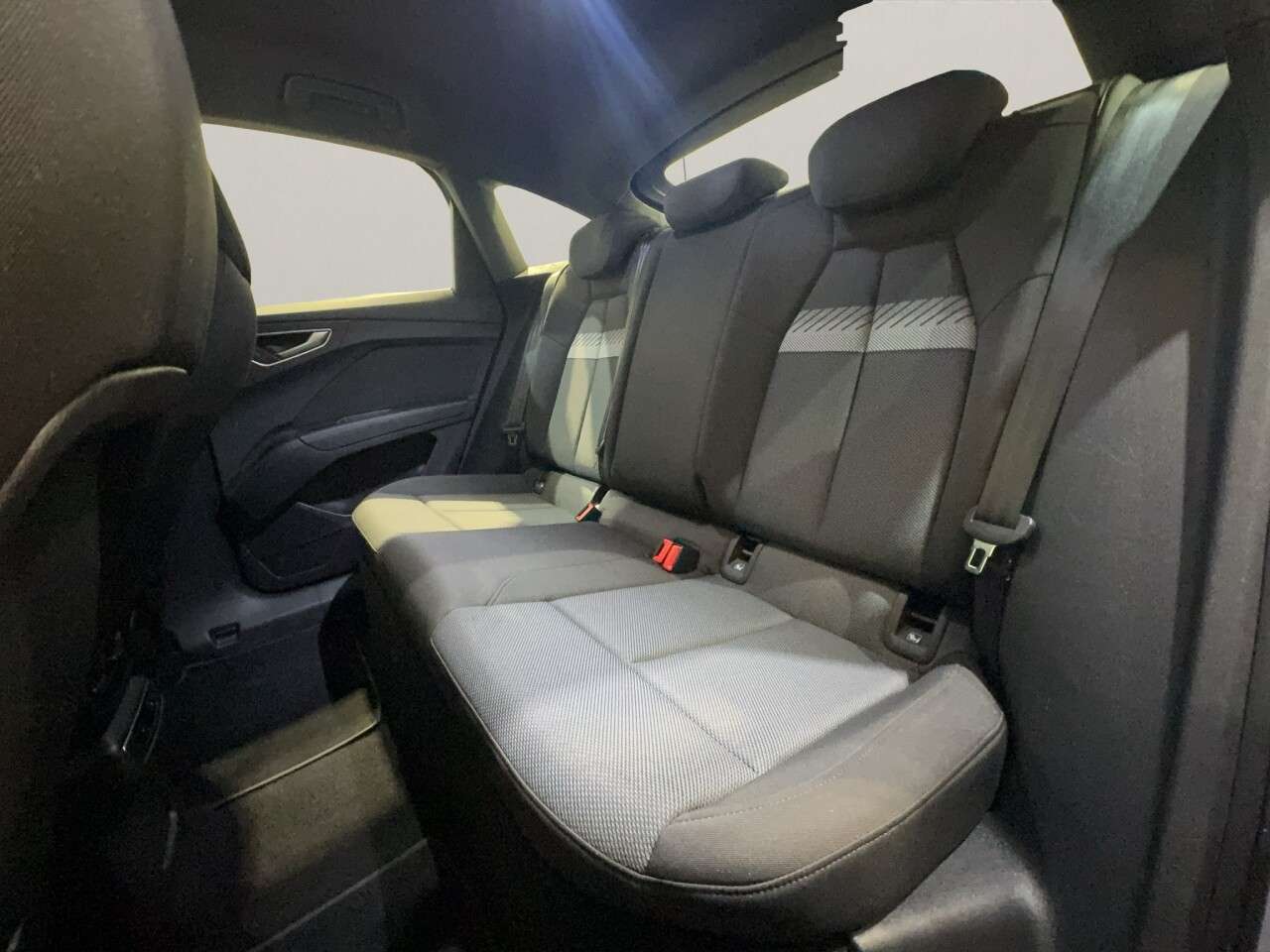 2022 AUDI Q4 E-TRON 2022 AUDI Q4 E-TRON