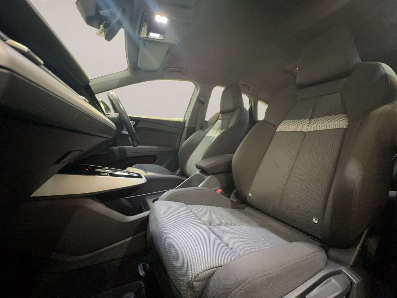 2022 AUDI Q4 E-TRON 2022 AUDI Q4 E-TRON