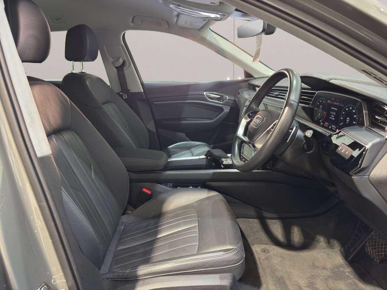 2023 AUDI Q8 E-TRON 2023 AUDI Q8 E-TRON