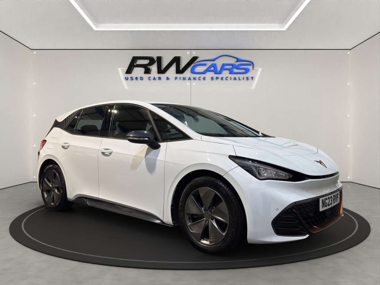 2023 CUPRA BORN 2023 CUPRA BORN