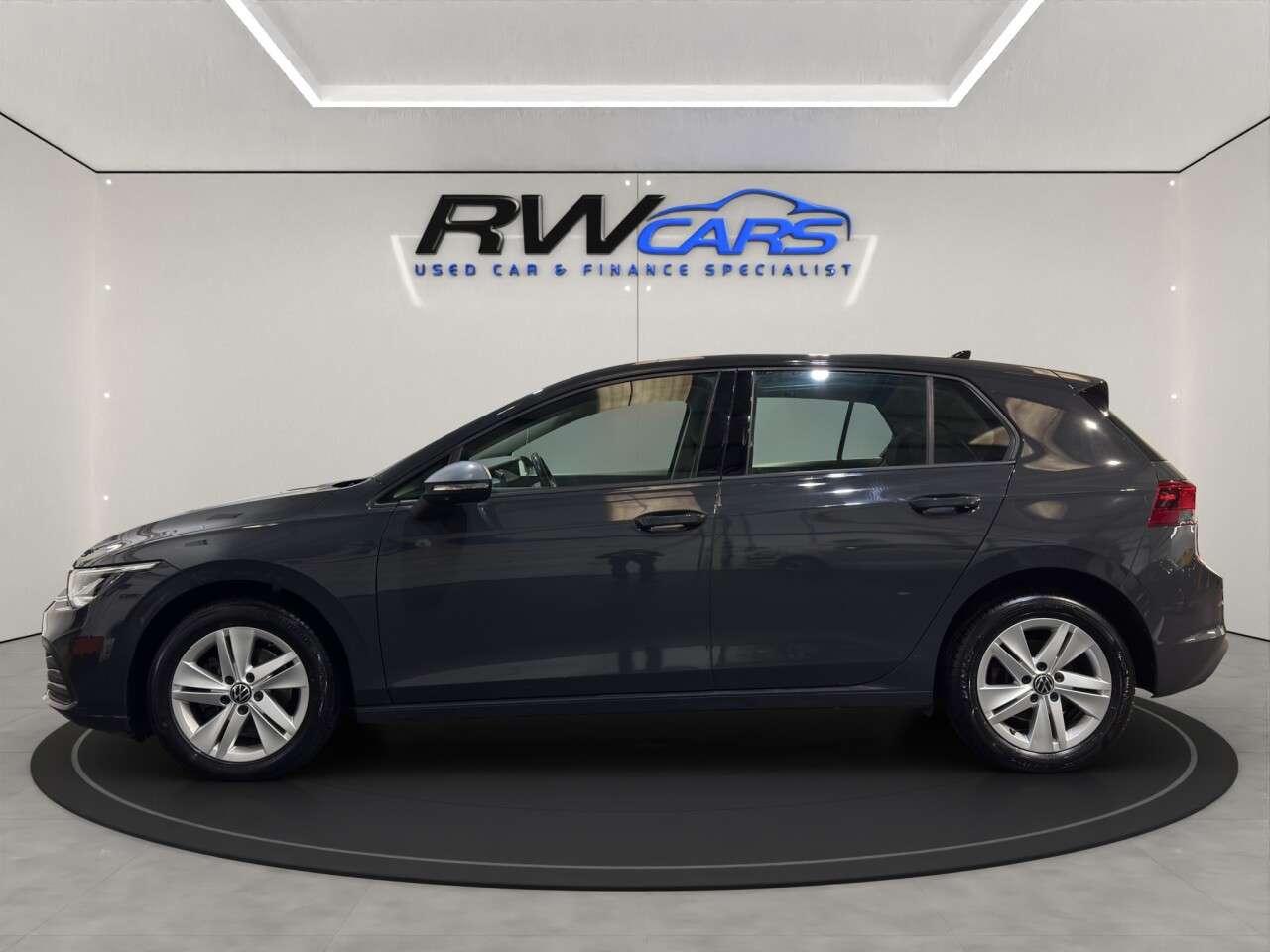 A 2022 VOLKSWAGEN GOLF 1.5 TSI Life Hatchback 5dr Petrol Manual Euro 6 (s/s) (150 ps) A 2022 VOLKSWAGEN GOLF 1.5 TSI Life Hatchback 5dr Petrol Manual Euro 6 (s/s) (150 ps)