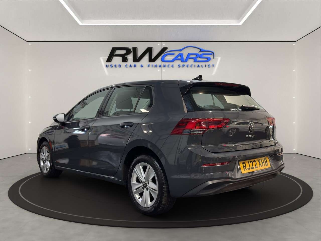 A 2022 VOLKSWAGEN GOLF 1.5 TSI Life Hatchback 5dr Petrol Manual Euro 6 (s/s) (150 ps) A 2022 VOLKSWAGEN GOLF 1.5 TSI Life Hatchback 5dr Petrol Manual Euro 6 (s/s) (150 ps)