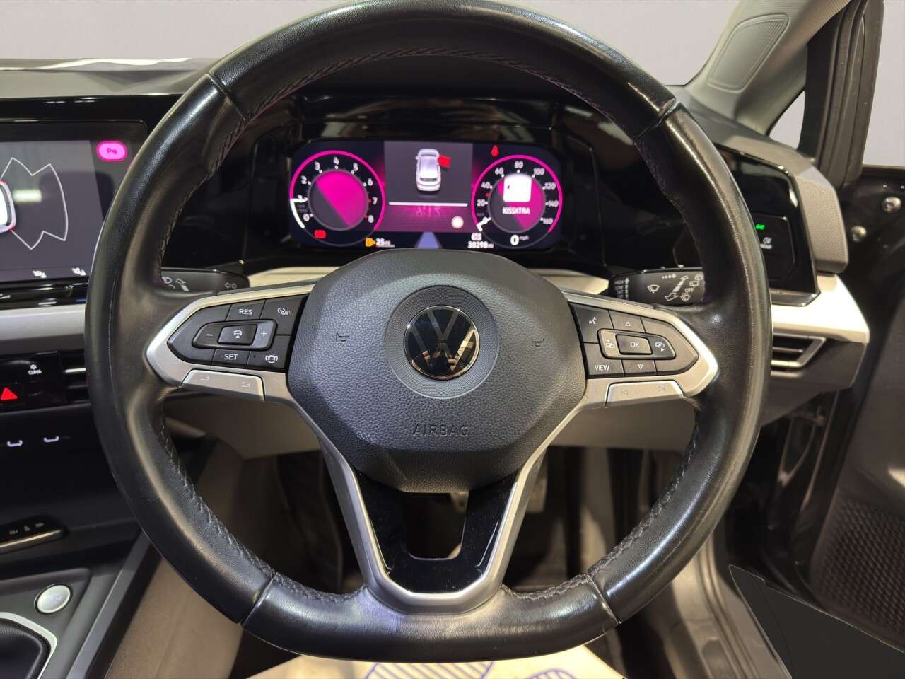 2022 VOLKSWAGEN GOLF 2022 VOLKSWAGEN GOLF