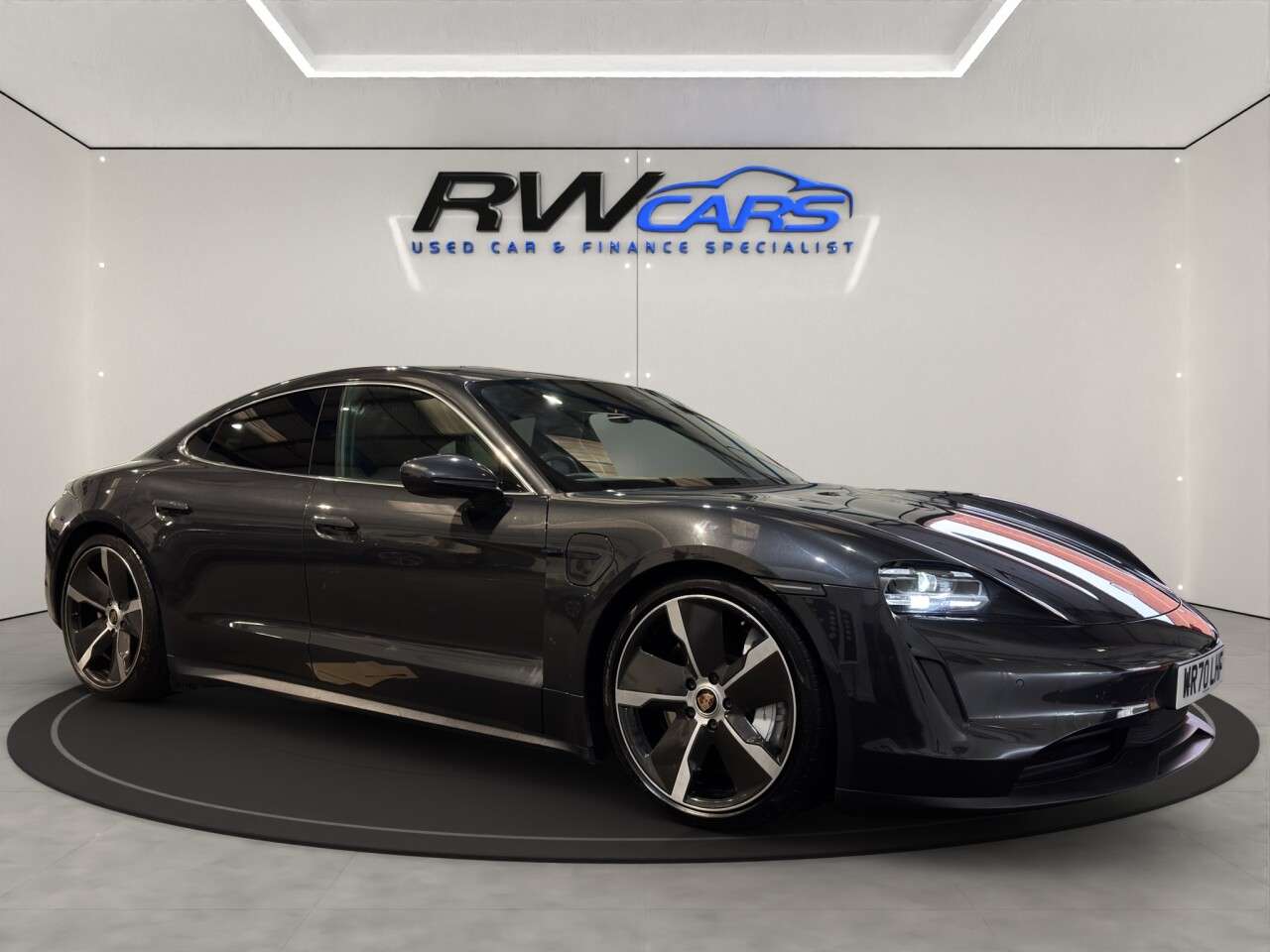 2020 PORSCHE TAYCAN 2020 PORSCHE TAYCAN