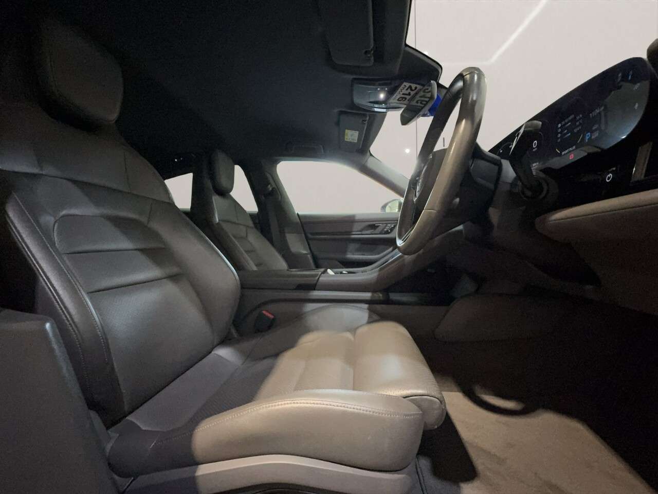 2020 PORSCHE TAYCAN 2020 PORSCHE TAYCAN