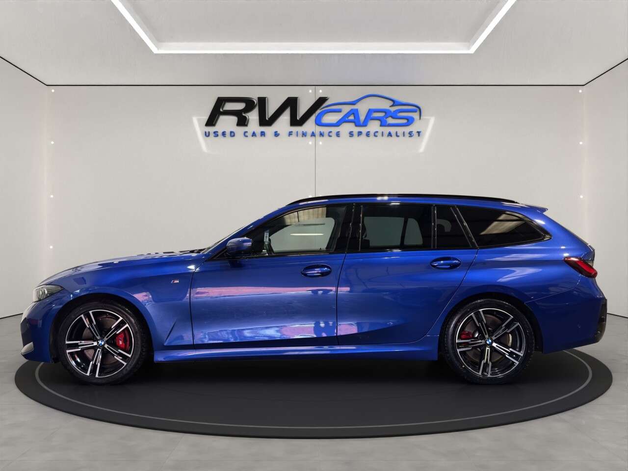 A 2025 BMW 3 SERIES 2.0 320i M Sport Touring 5dr Petrol Auto Euro 6 (s/s) (184 ps) A 2025 BMW 3 SERIES 2.0 320i M Sport Touring 5dr Petrol Auto Euro 6 (s/s) (184 ps)
