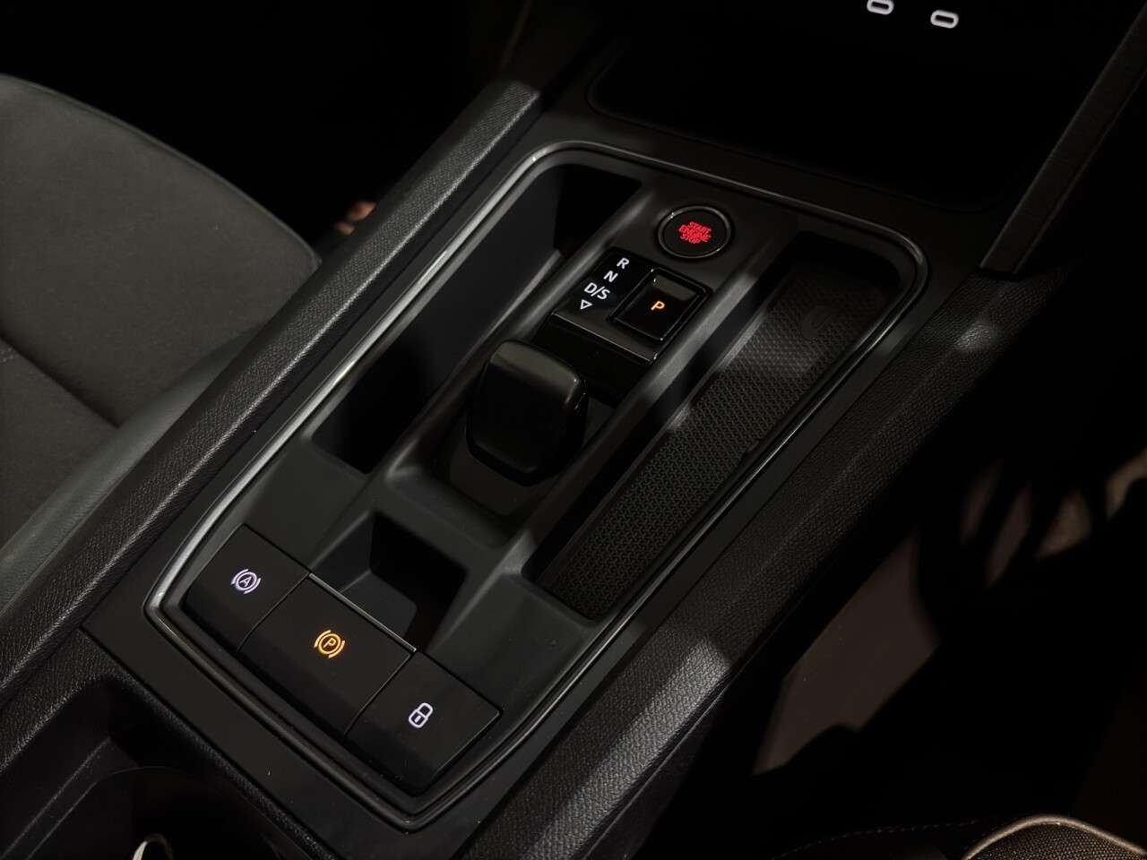 2024 CUPRA FORMENTOR 2024 CUPRA FORMENTOR