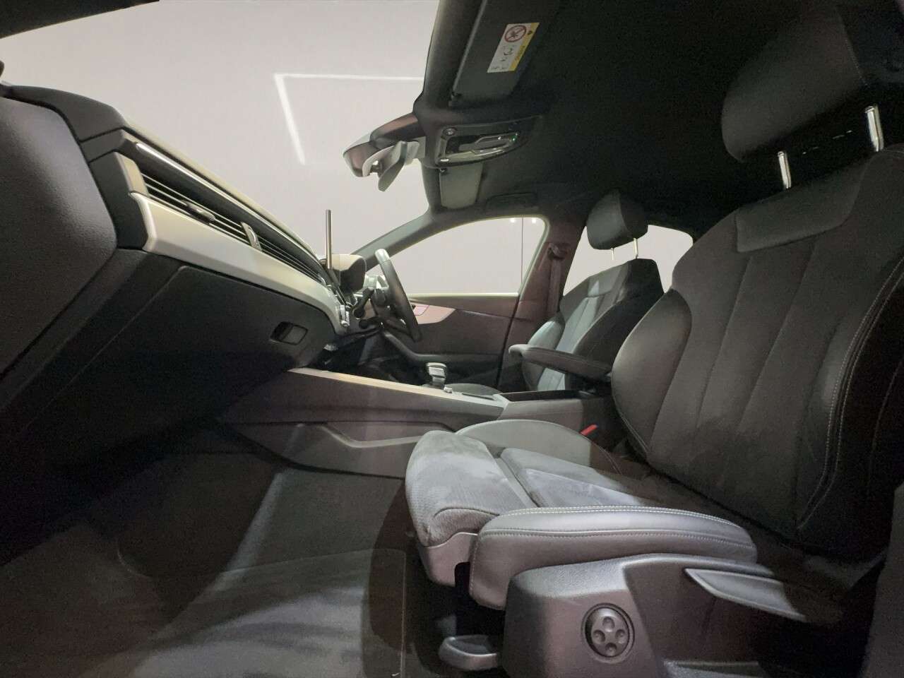 2023 AUDI A4 2023 AUDI A4