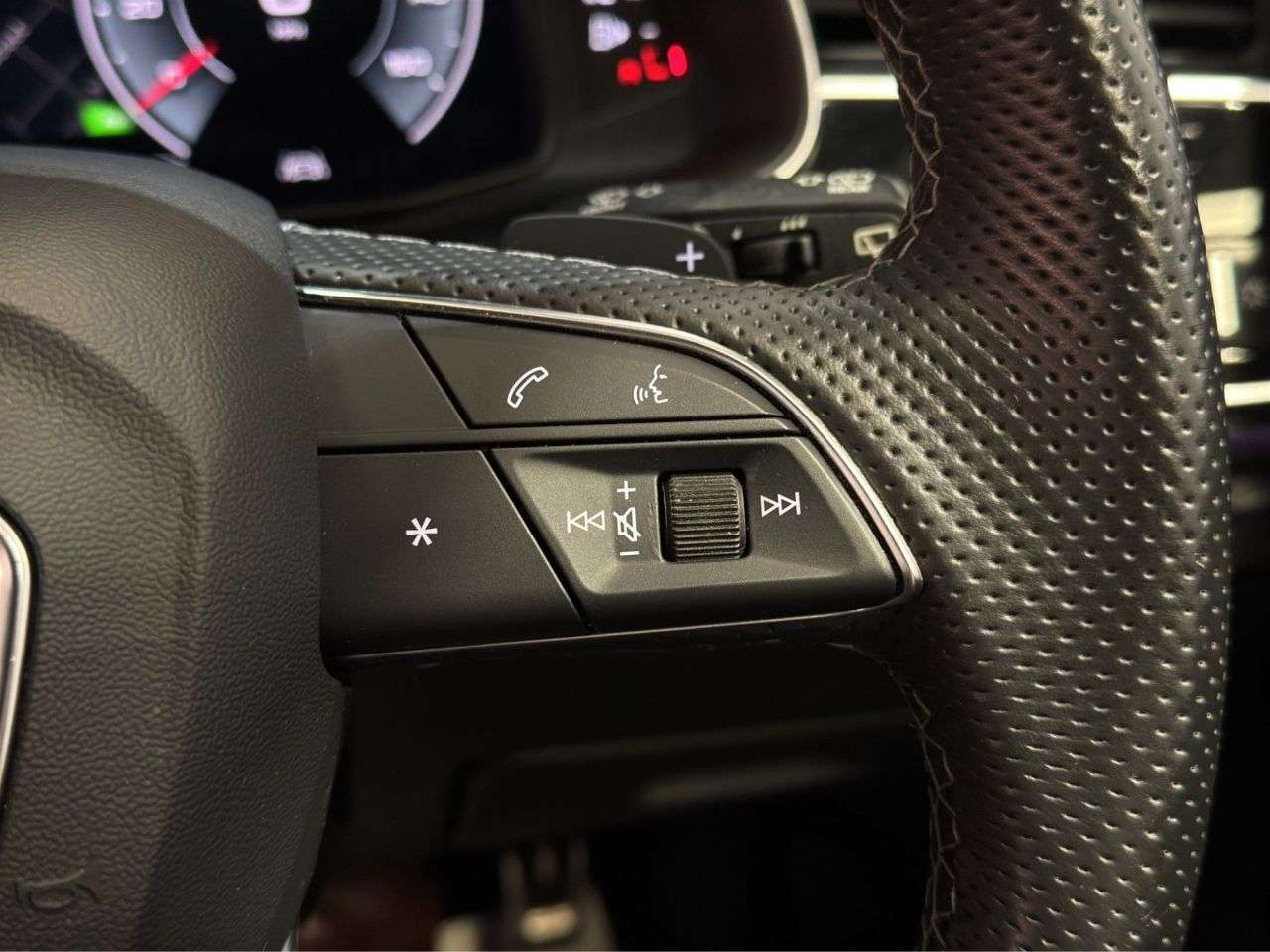 2022 AUDI Q8 2022 AUDI Q8