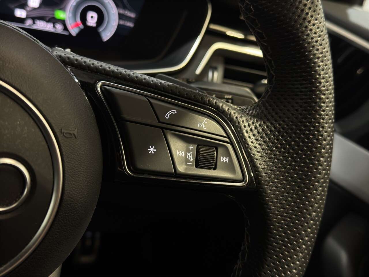2022 AUDI A4 2022 AUDI A4