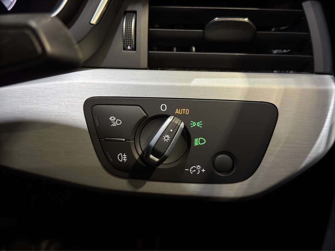 2022 AUDI A4 2022 AUDI A4