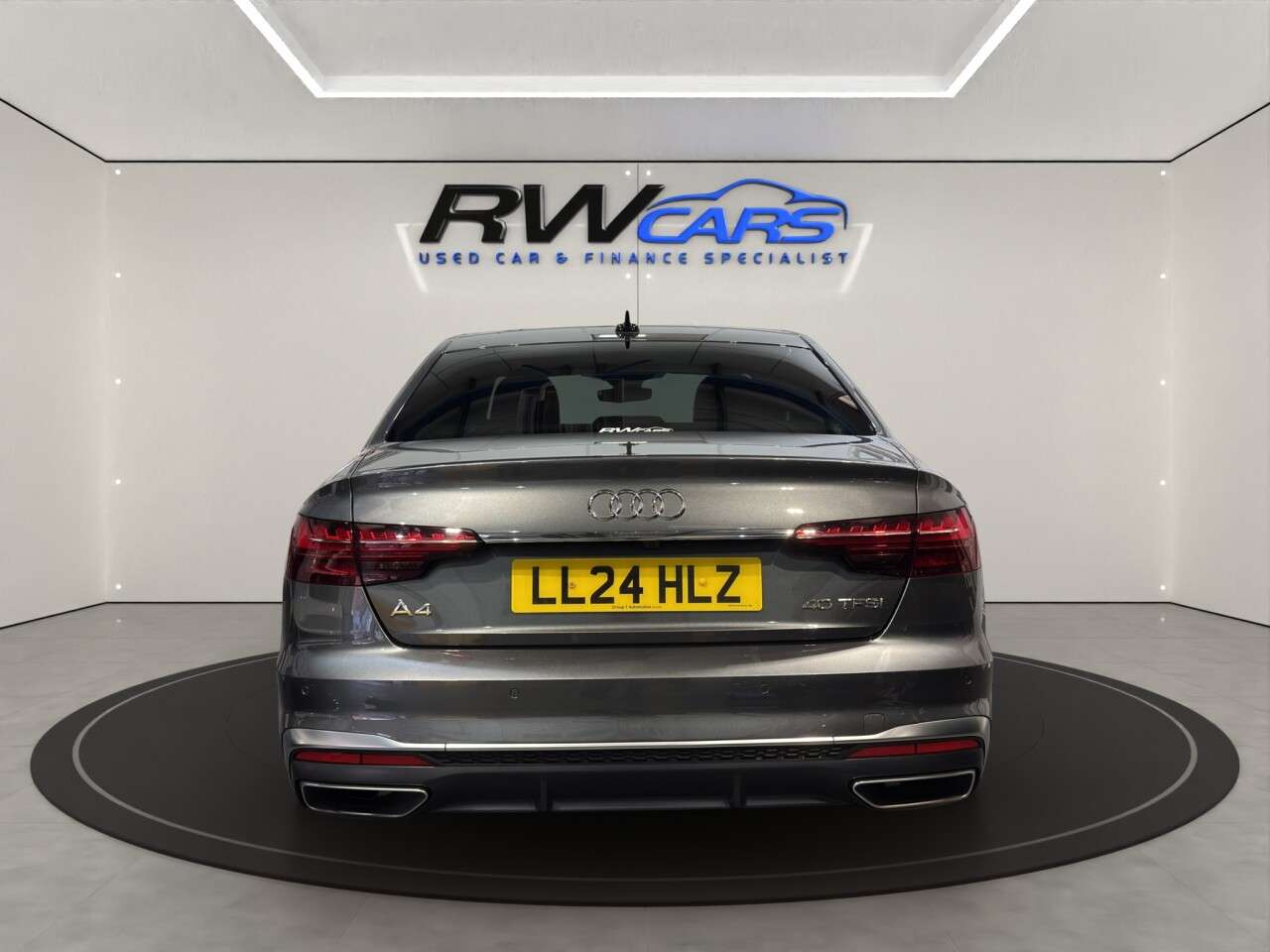 A 2024 AUDI A4 2.0 TFSI 40 S line Saloon 4dr Petrol S Tronic Euro 6 (s/s) (204 ps) A 2024 AUDI A4 2.0 TFSI 40 S line Saloon 4dr Petrol S Tronic Euro 6 (s/s) (204 ps)