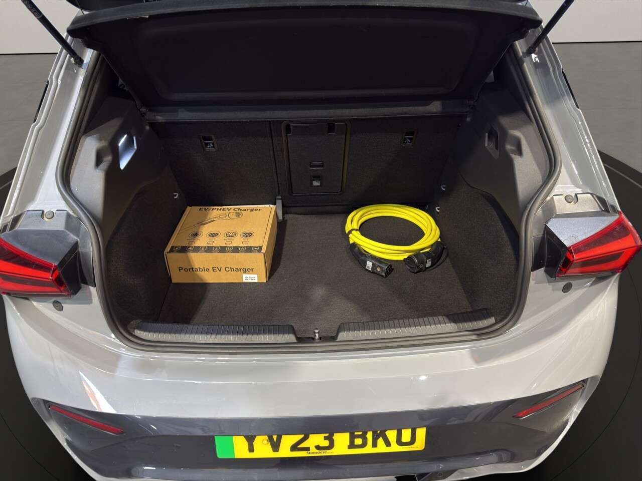 2023 CUPRA BORN 2023 CUPRA BORN