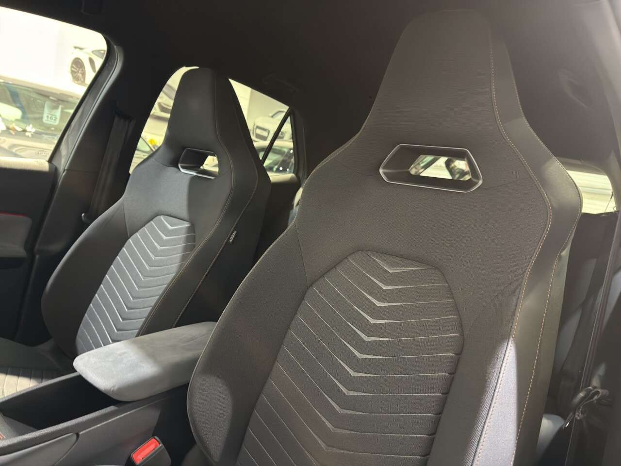 2023 CUPRA BORN 2023 CUPRA BORN