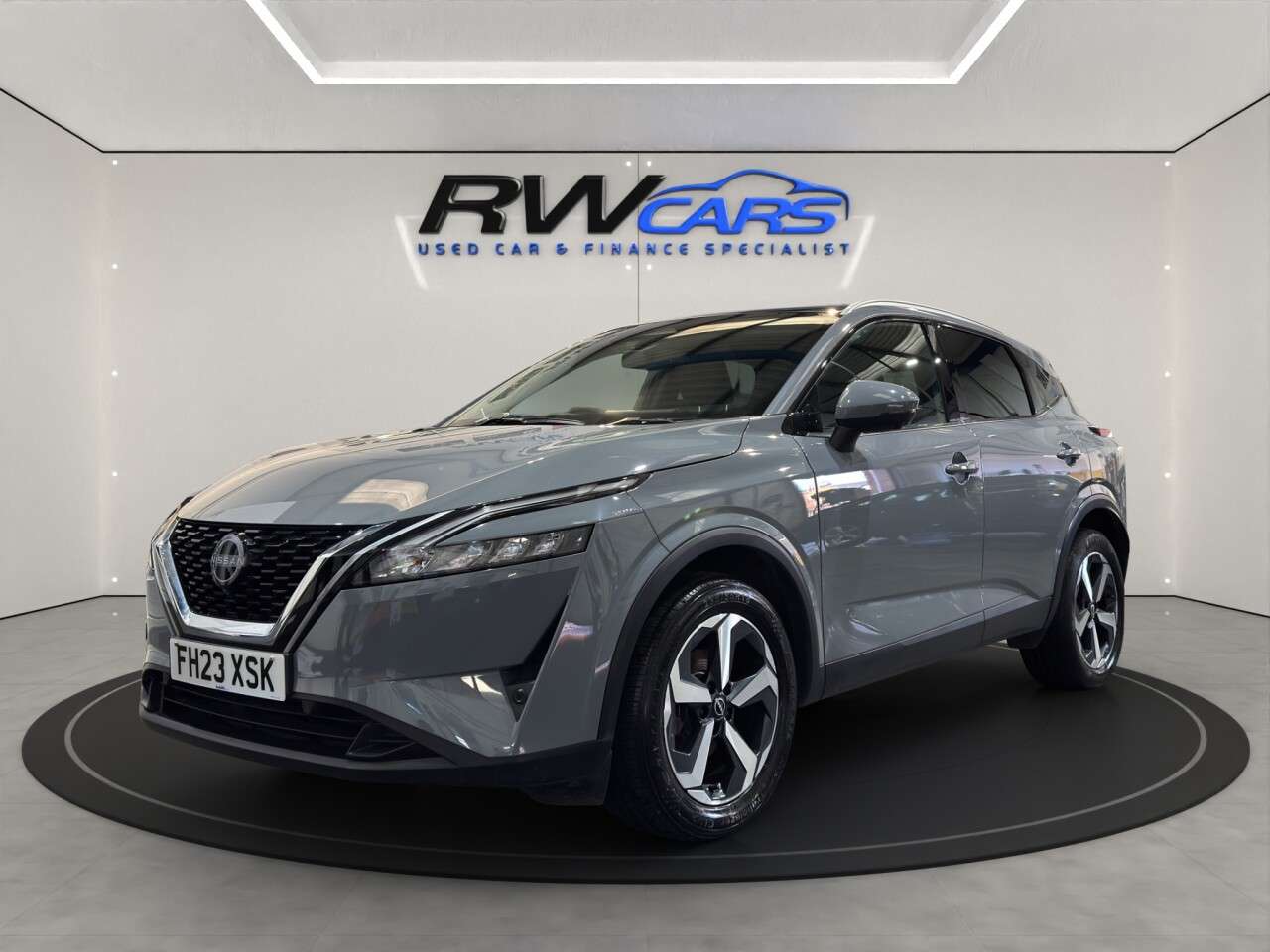 A 2023 NISSAN QASHQAI 1.3 DIG-T MHEV N-Connecta SUV 5dr Petrol Hybrid Manual Euro 6 (s/s) (140 ps A 2023 NISSAN QASHQAI 1.3 DIG-T MHEV N-Connecta SUV 5dr Petrol Hybrid Manual Euro 6 (s/s) (140 ps
