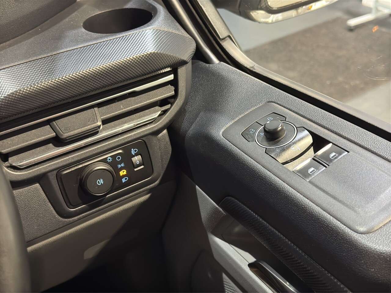 2024 FORD TRANSIT CUSTOM 2024 FORD TRANSIT CUSTOM