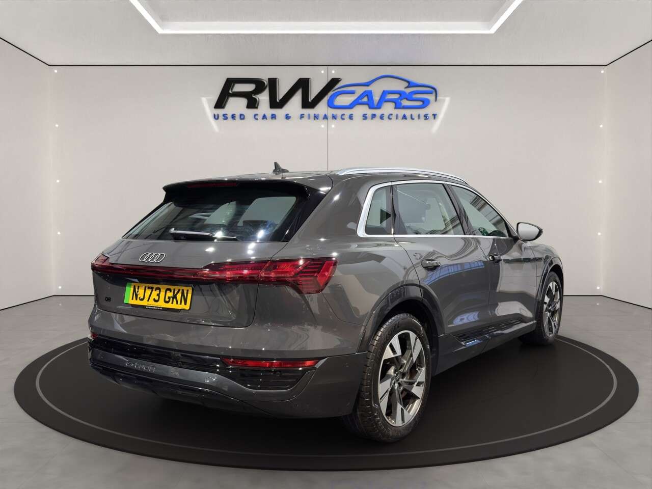 2023 AUDI Q8 E-TRON 2023 AUDI Q8 E-TRON