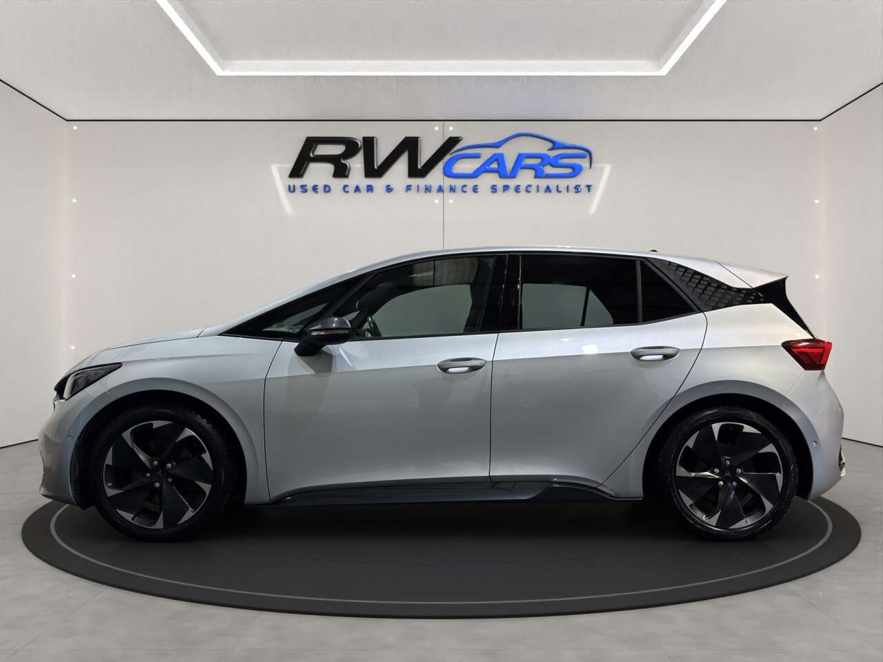 A 2022 CUPRA BORN 58kWh V2 Hatchback 5dr Electric Auto (204 ps) A 2022 CUPRA BORN 58kWh V2 Hatchback 5dr Electric Auto (204 ps)