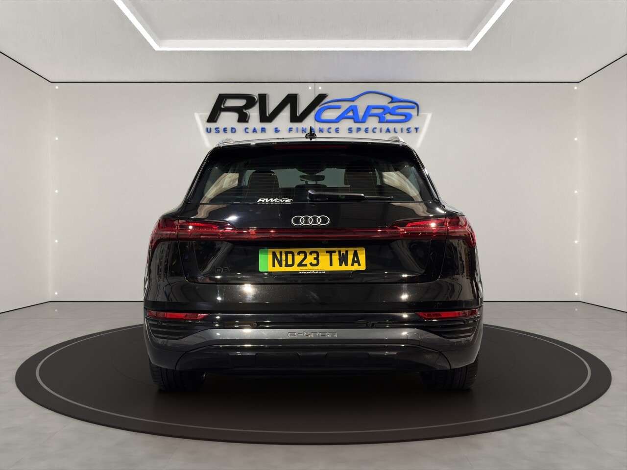 2023 AUDI Q8 E-TRON 2023 AUDI Q8 E-TRON