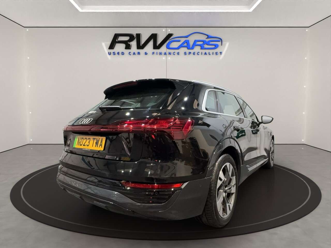 2023 AUDI Q8 E-TRON 2023 AUDI Q8 E-TRON