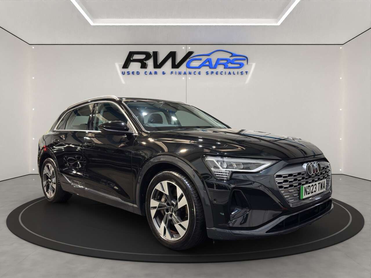 2023 AUDI Q8 E-TRON 2023 AUDI Q8 E-TRON