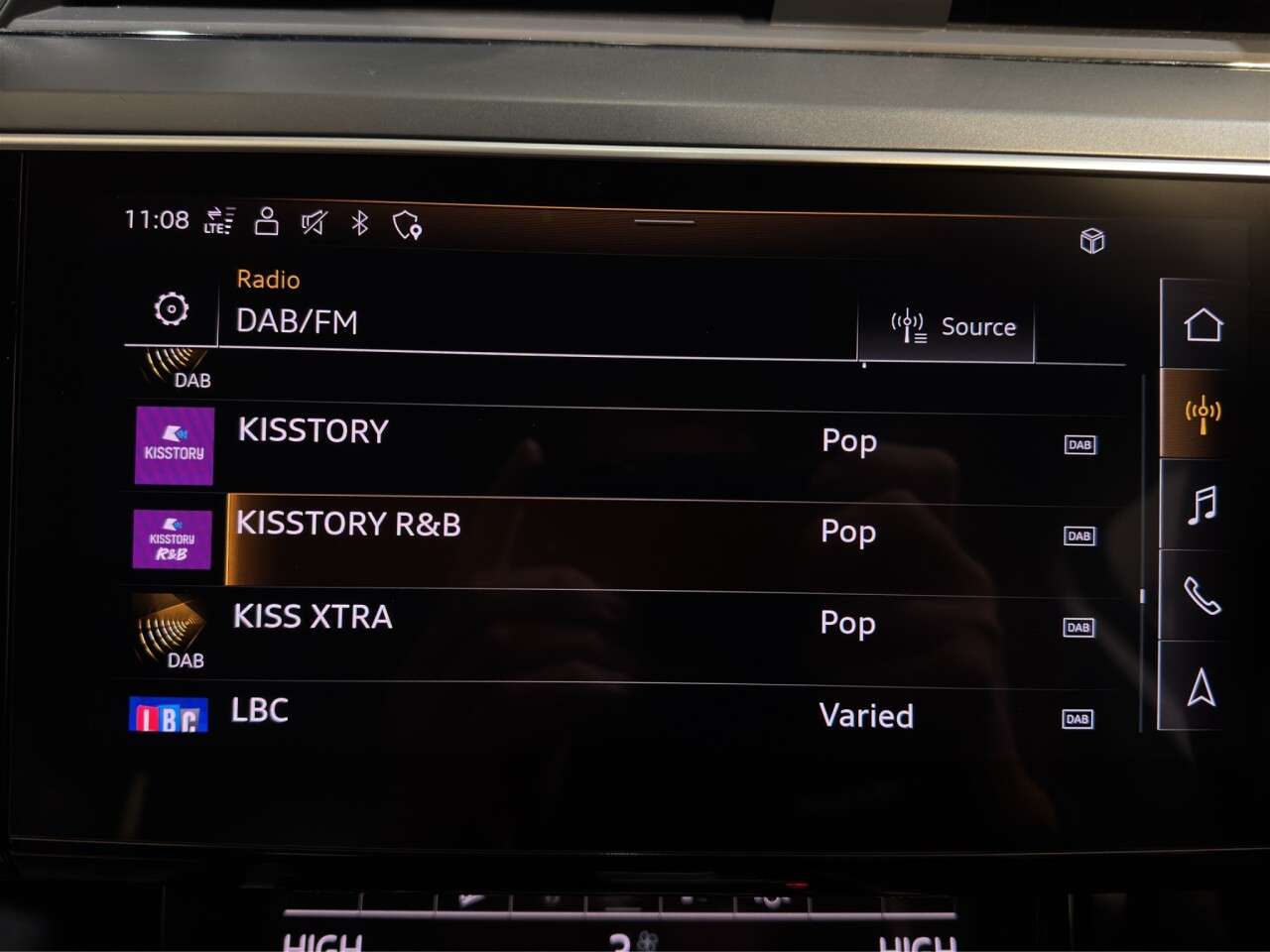 2023 AUDI Q8 E-TRON 2023 AUDI Q8 E-TRON