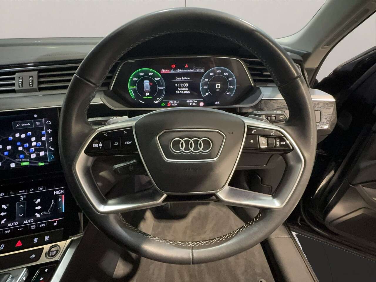 2023 AUDI Q8 E-TRON 2023 AUDI Q8 E-TRON