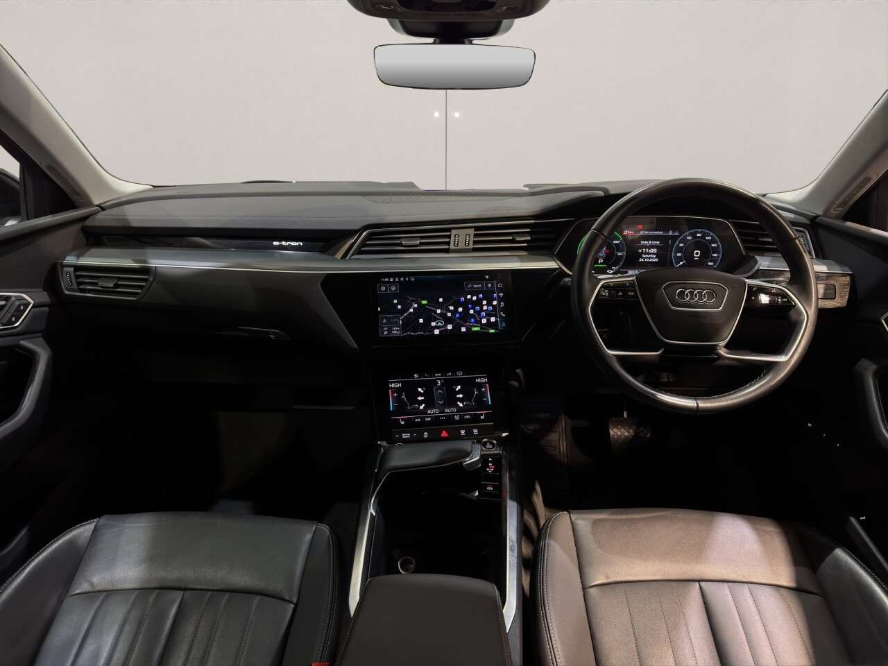 2023 AUDI Q8 E-TRON 2023 AUDI Q8 E-TRON