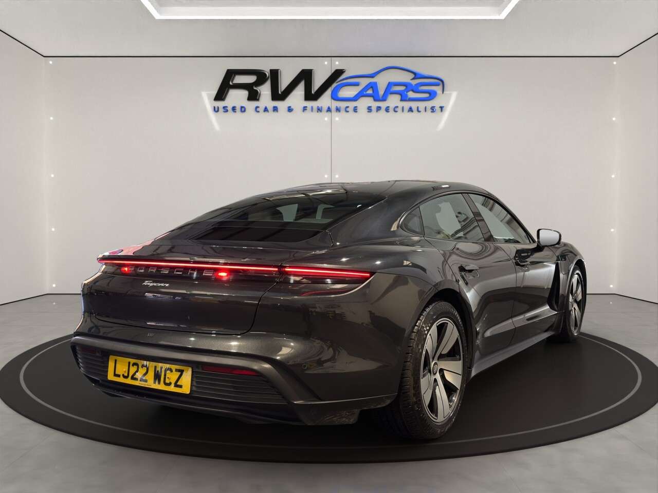 2022 PORSCHE TAYCAN 2022 PORSCHE TAYCAN