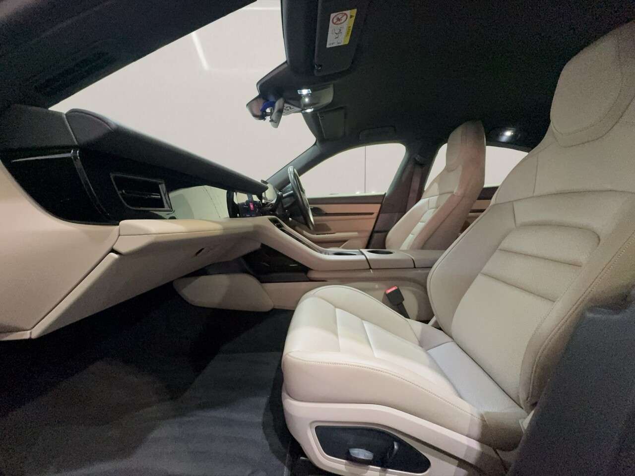 2022 PORSCHE TAYCAN 2022 PORSCHE TAYCAN