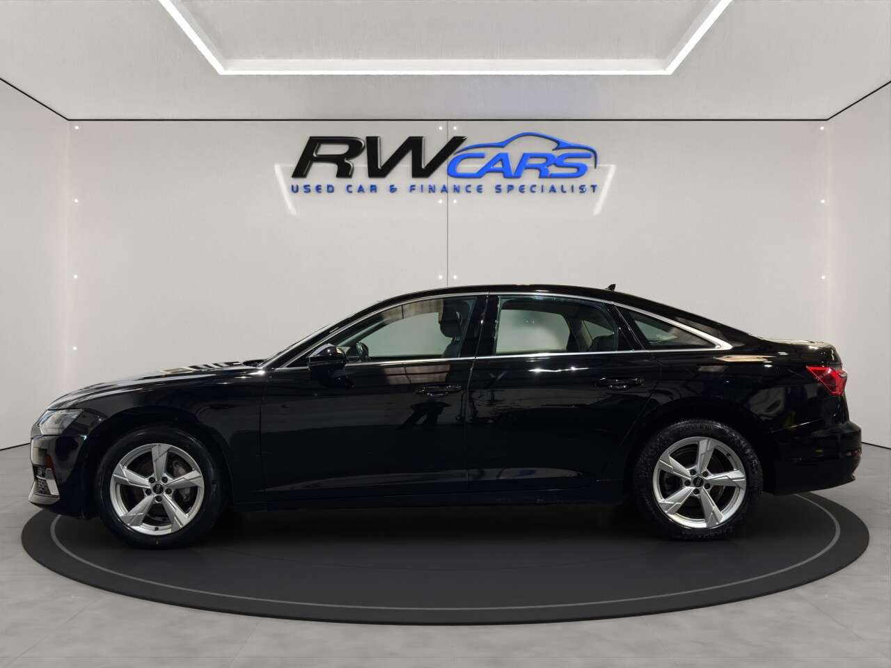 A 2022 AUDI A6 SALOON 2.0 TFSI 40 Sport Saloon 4dr Petrol S Tronic Euro 6 (s/s) (204 ps) A 2022 AUDI A6 SALOON 2.0 TFSI 40 Sport Saloon 4dr Petrol S Tronic Euro 6 (s/s) (204 ps)