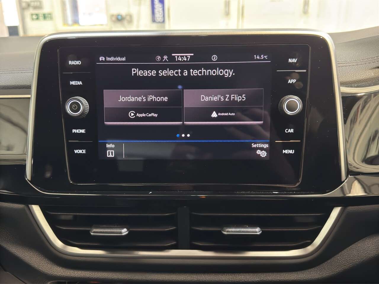 2022 VOLKSWAGEN T-ROC 2022 VOLKSWAGEN T-ROC