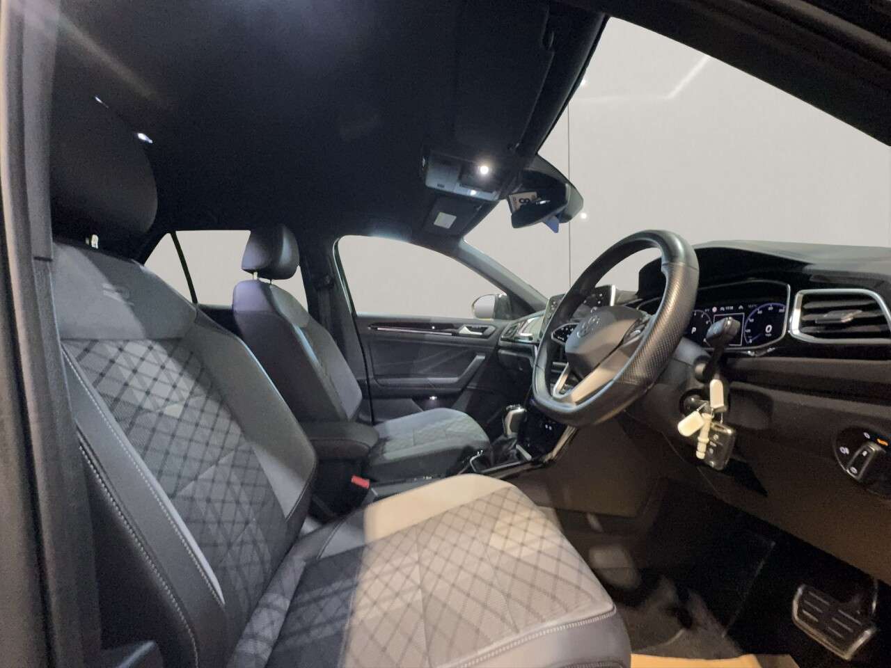 2022 VOLKSWAGEN T-ROC 2022 VOLKSWAGEN T-ROC
