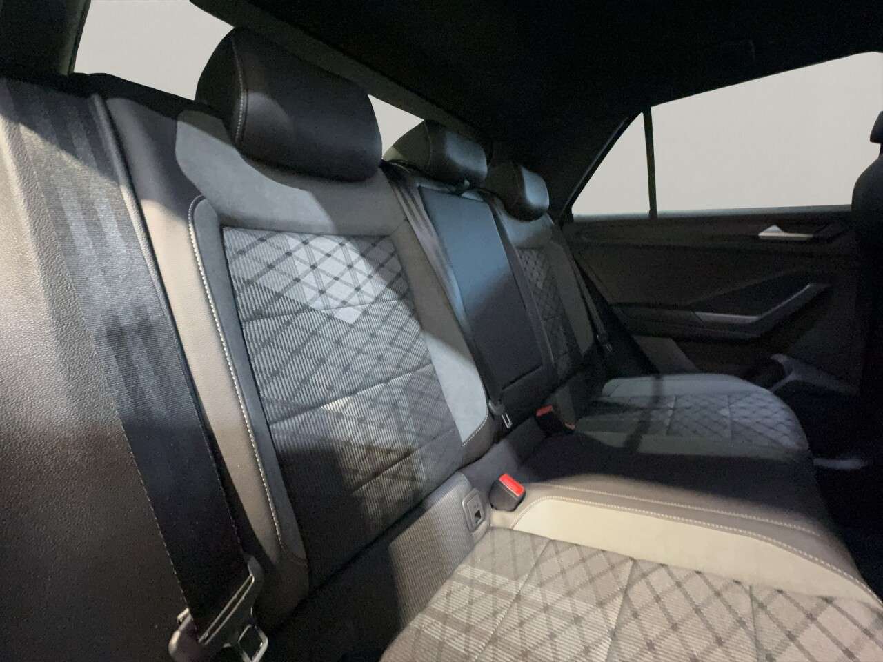 2022 VOLKSWAGEN T-ROC 2022 VOLKSWAGEN T-ROC