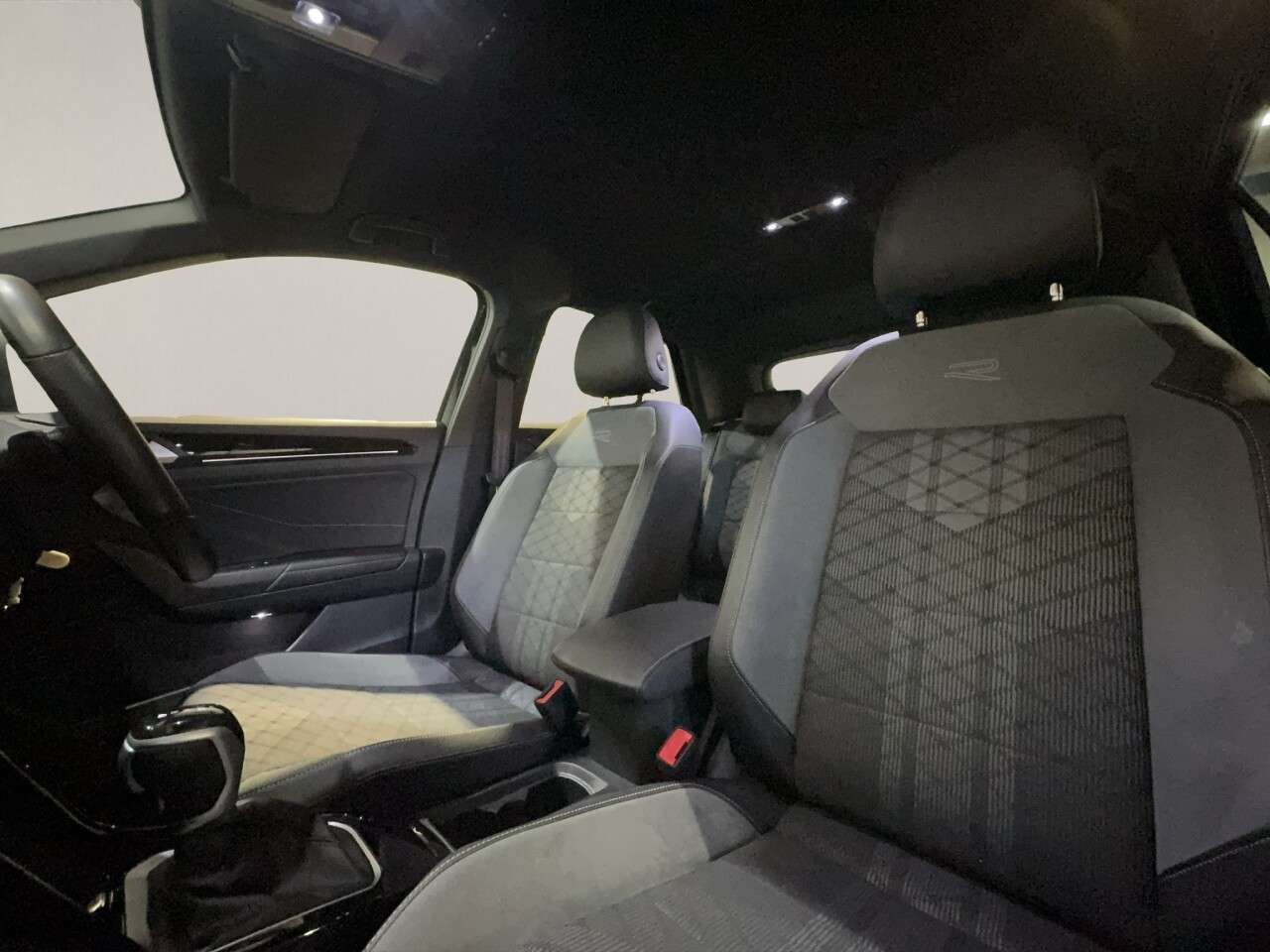 2022 VOLKSWAGEN T-ROC 2022 VOLKSWAGEN T-ROC