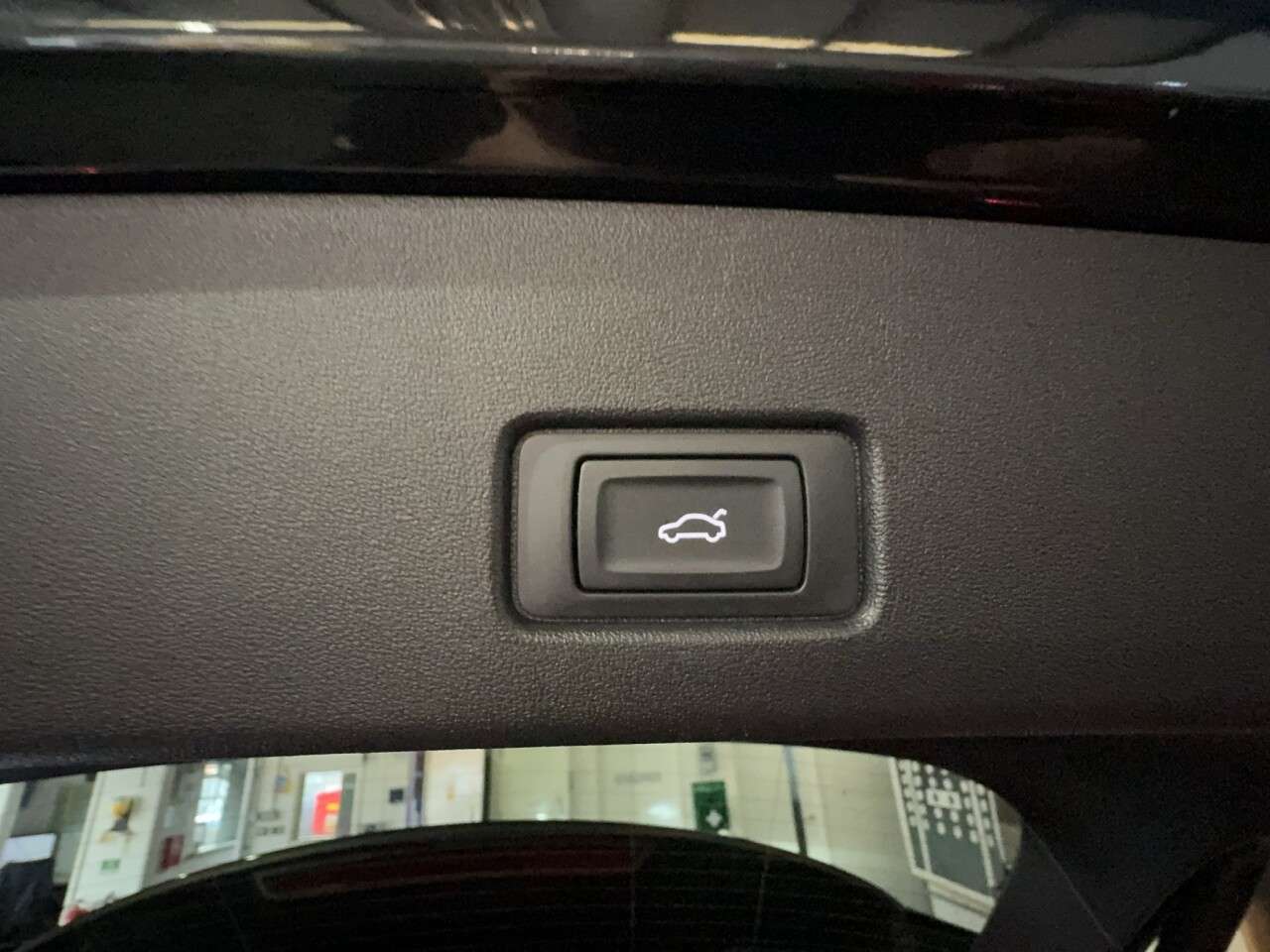 2023 AUDI Q4 E-TRON 2023 AUDI Q4 E-TRON